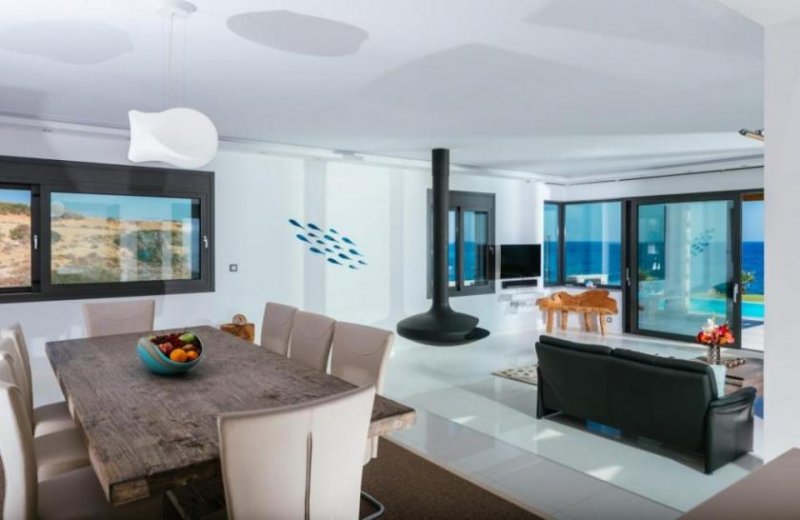 Mochlos Kreta, Mochlos: Einzigartige Villa am Meer mit großem Pool und Gärten zu verkaufen Haus kaufen